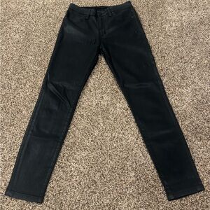 LIKE NEW JOE’S LEATHER LOOK SHIMMER STRETCH JEANS SIZE 26